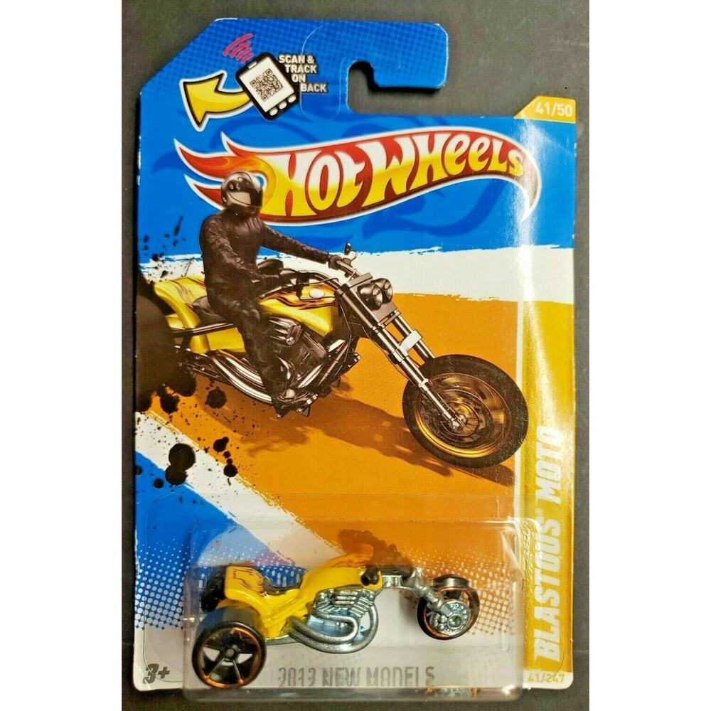 2012 Hot Wheels HW Moto 4/5 Blastous Moto Yellow Three Wheeler HW9